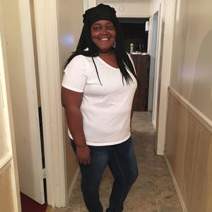 Meet your Posher, Lisa